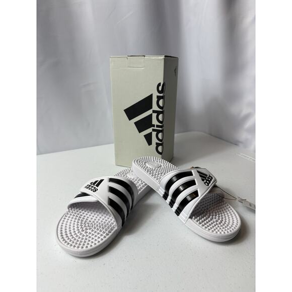 Adidas Adissage F35573 Unisex M6/W7 Slide Sandals Cloud White Core Black Slip On - Picture 1 of 9